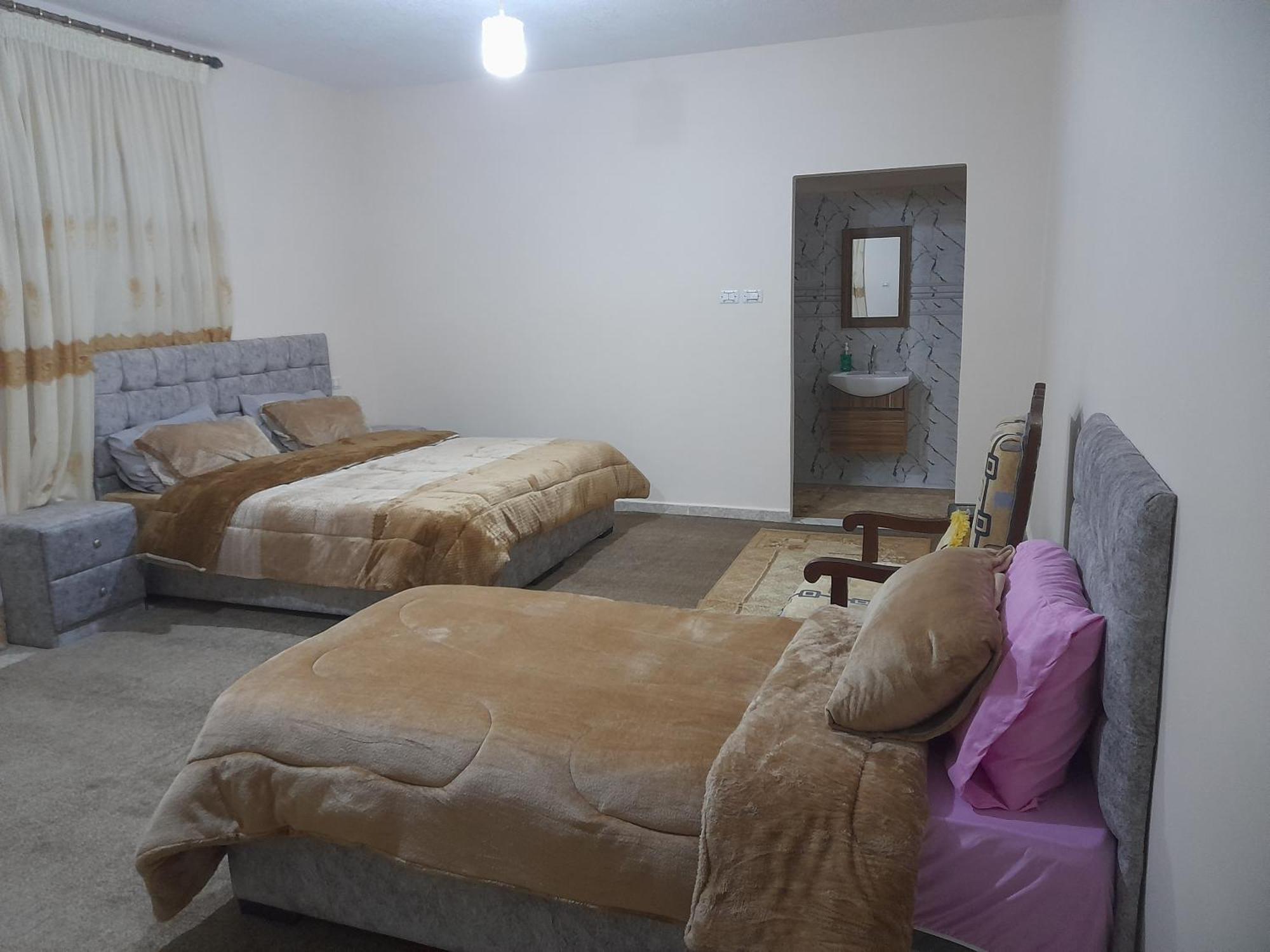 مزرعة الشفق Al-Qasr
